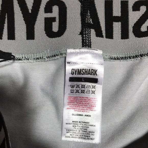 Women’s Large GYMSHARK Leggings. Silver/grey. NEW WITH TAGS. - Picture 3 of 3